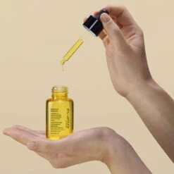 Concentré Huile Nourrissante Apaisante Essence Absolue Shu Uemura 50ml -Produits de Coiffure Soldes Magasin 4 18301.1693910208