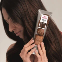 Masque Color Fresh Wella Chocolate Touch 150ml -Produits de Coiffure Soldes Magasin chocolate touch wella 150ml 79434.1684847143